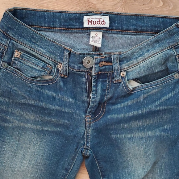 Mudd Skinny Jeans - Picture 2 of 3